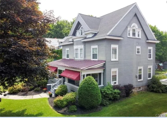 Photo 3 of Single family home for sale at 809 N George St, Rome, NY 13440 | MLS# S1688521 | Listing updated on 2026-09-01
