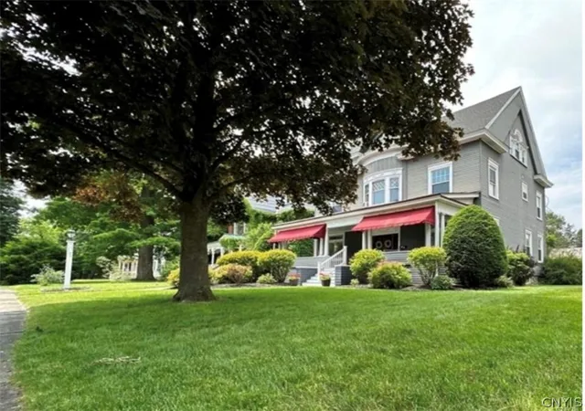 Photo 4 of Single family home for sale at 809 N George St, Rome, NY 13440 | MLS# S1688521 | Listing updated on 2026-09-01