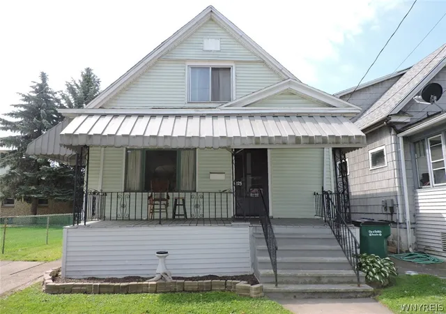 Photo 2 of Sale Pending at 125 Ludington St, Buffalo, NY 14206 | MLS# B1689625 | Listing updated on 2026-08-28