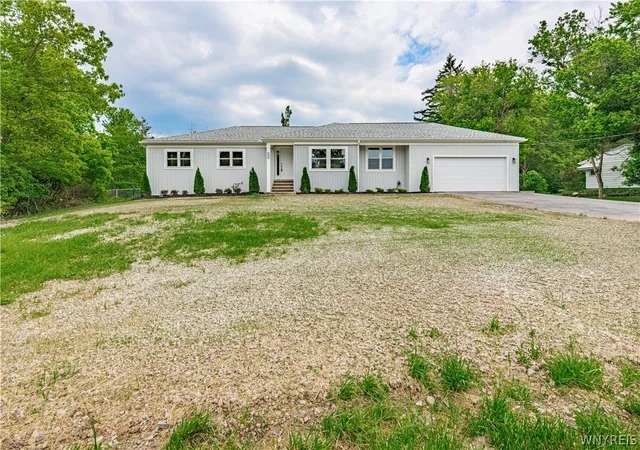 Photo 4 of Sale Pending at 3159 Upper Mountain Rd, Sanborn, NY 14132 | MLS# B1689656 | Listing updated on 2026-08-27