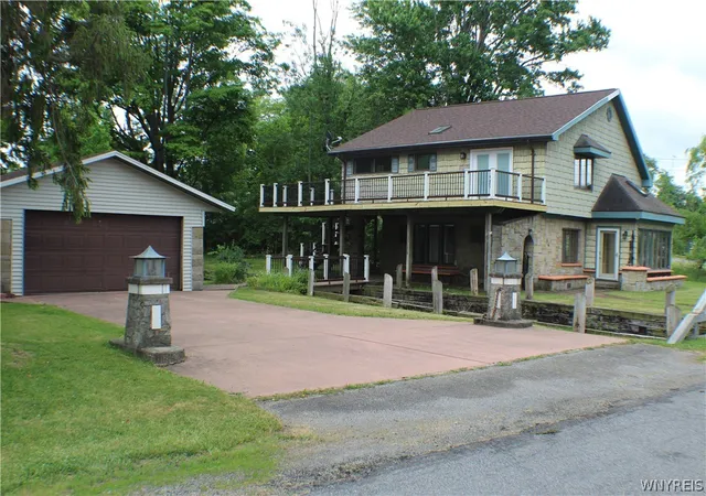 Photo 2 of Sale Pending at 94 Longview Ave, Jamestown, NY 14701 | MLS# B1689744 | Listing updated on 2026-08-23