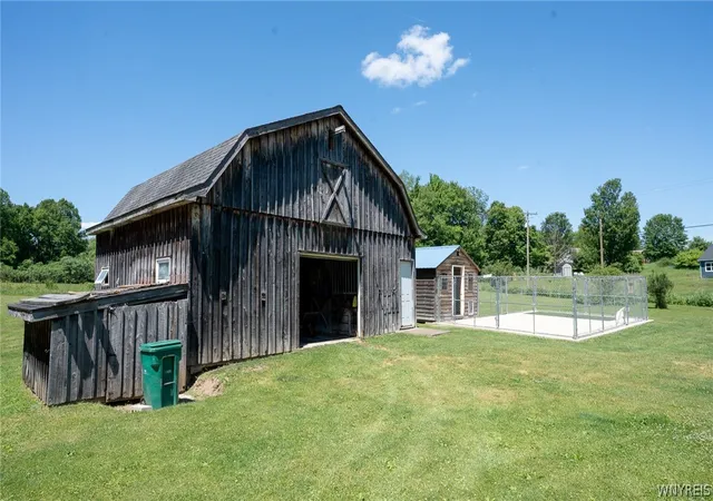 Photo 3 of Sale Pending at 12750 Van Slyke Rd, East Concord, NY 14055 | MLS# B1690005 | Listing updated on 2026-08-18