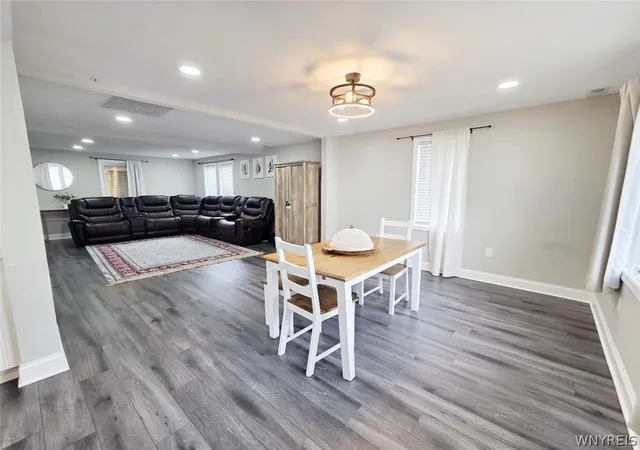 Photo 3 of Sale Pending at 7 Lindbergh Ct, Buffalo, NY 14225 | MLS# B1689894 | Listing updated on 2026-09-02