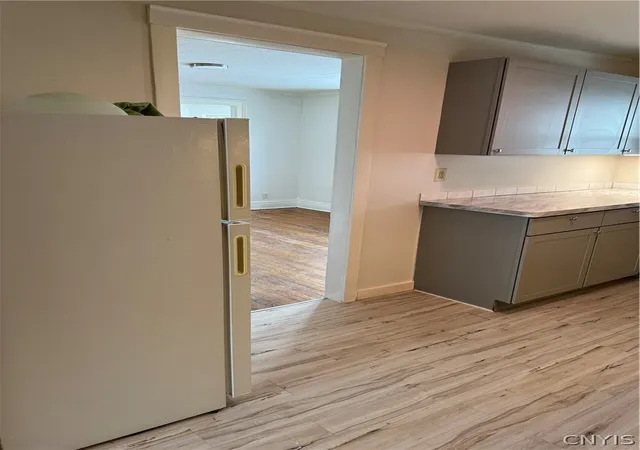 Listing Photo 5 - Condo for sale in building located at 1014 Carbon St, Syracuse, NY 13208