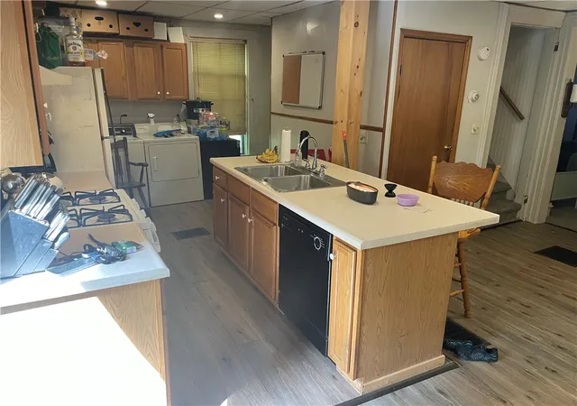 Photo 2 of Single family home for sale at 181 Chestnut St, Oneonta, NY 13820 | MLS# R1690219 | Listing updated on 2026-08-19