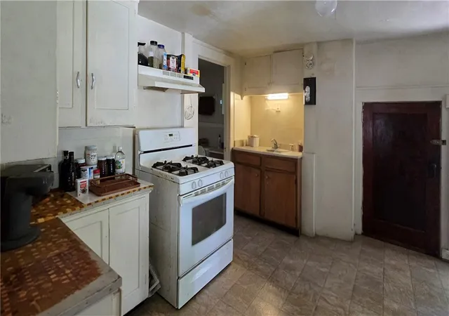 Photo 3 of Multi family home for sale at 115 Partridge St, Elmira, NY 14904 | MLS# R1686717 | Listing updated on 2026-09-15