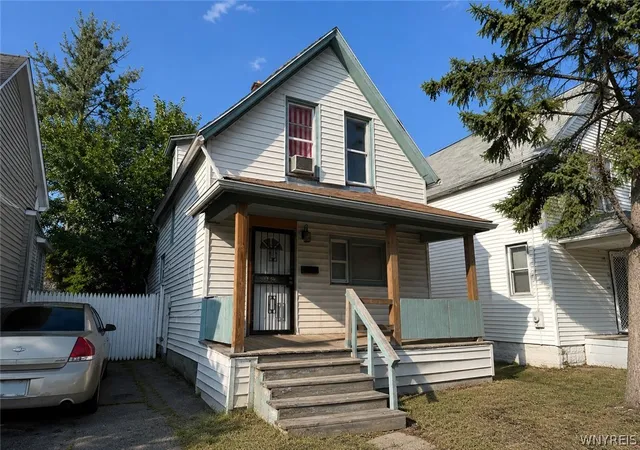 Photo 1 of Single family home for sale at 38 Inter Park Ave, Buffalo, NY 14211 | MLS# B1690419 | Listing updated on 2026-09-05