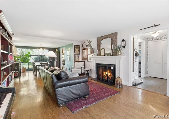 Photo 4 of Sale Pending at 620 N Forest Rd, Buffalo, NY 14221 | MLS# B1690277 | Listing updated on 2026-08-21