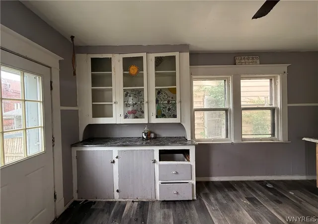 Photo 4 of Single family home for sale at 240 Crowley Ave, Buffalo, NY 14207 | MLS# B1690619 | Listing updated on 2026-08-31
