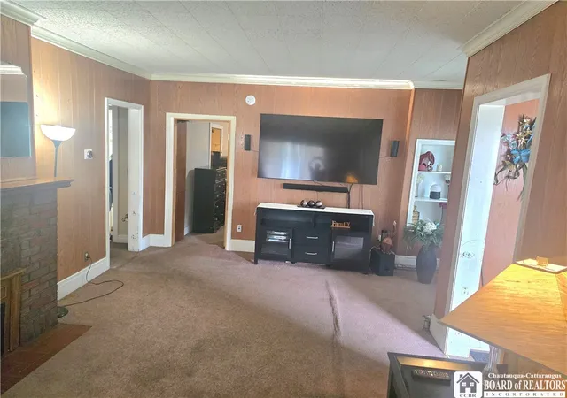 Photo 3 of Single family home for sale at 821 Lafayette St, Jamestown, NY 14701 | MLS# R1690735 | Listing updated on 2026-08-18