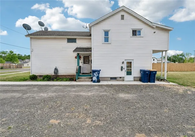 Multi family home for sale at 27 Porter St, Lockport, NY 14094 | MLS# B1690965