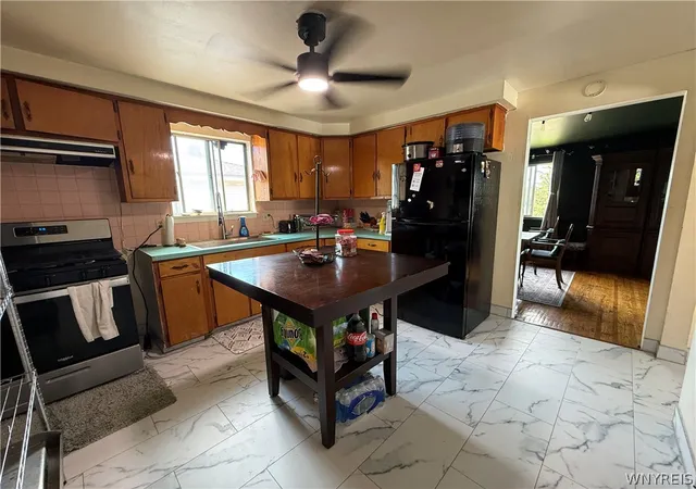 Photo 4 of Sale Pending at 435 Brighton Rd, Tonawanda, NY 14150 | MLS# B1691045 | Listing updated on 2026-09-06
