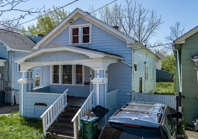 Photo 2 of Single family home for sale at 337 Crowley Ave, Buffalo, NY 14207 | MLS# B1690267 | Listing updated on 2026-09-02