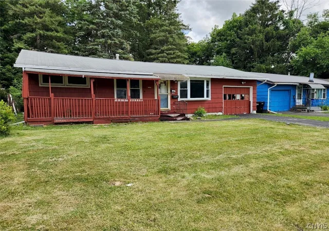 Photo 2 of Single family home for sale at 151 Slayton Ave, Syracuse, NY 13205 | MLS# S1689187 | Listing updated on 2026-09-09