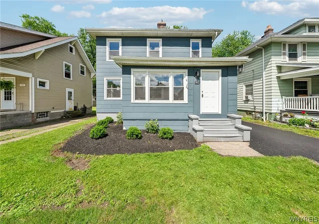 Photo 3 of Sale Pending at 148 68th Street, Niagara Falls, NY 14304 | MLS# B1691276 | Listing updated on 2026-08-18