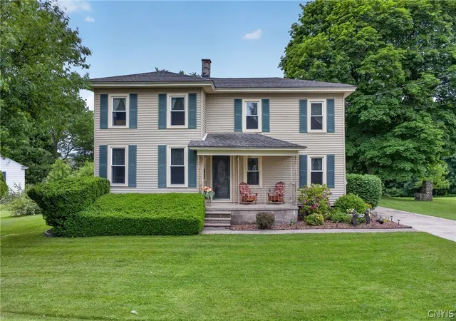 Photo 1 of Single family home for sale at 910 County Route 25, Oswego, NY 13126 | MLS# S1691075 | Listing updated on 2026-09-05