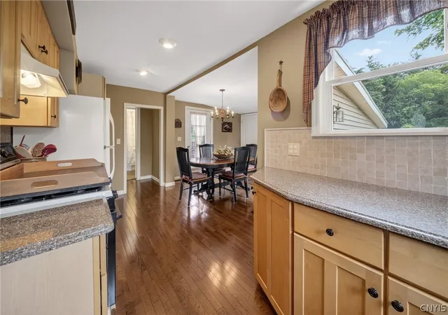 Photo 3 of Single family home for sale at 910 County Route 25, Oswego, NY 13126 | MLS# S1691075 | Listing updated on 2026-09-05