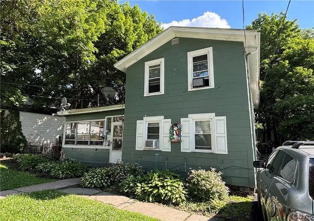 Photo 3 of Multi family home for sale at 1303 1st North St, Syracuse, NY 13208 | MLS# S1691408 | Listing updated on 2026-09-14