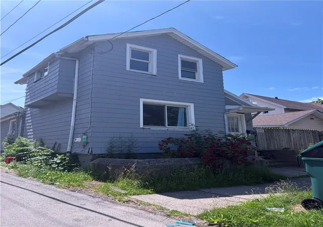 Single family home for sale at 25 Lorimer St, Rochester, NY 14608 | MLS# R1690108