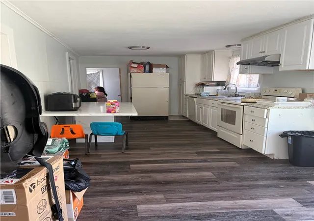 Photo 3 of Single family home for sale at 25 Lorimer St, Rochester, NY 14608 | MLS# R1690108 | Listing updated on 2026-08-26
