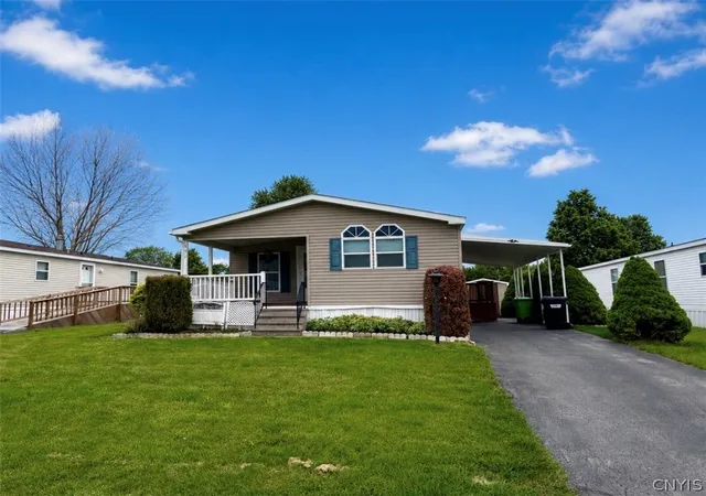 Photo 2 of Sale Pending at 452 Susan Dr, Clinton, NY 13323 | MLS# S1691468 | Listing updated on 2026-09-10
