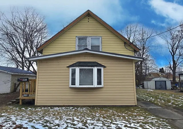 Photo 1 of Sale Pending at 118 Hope, Elmira, NY 14903 | MLS# R1691598 | Listing updated on 2026-08-05