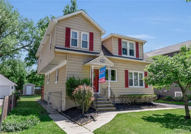 Photo 2 of Sale Pending at 209 California Dr, Buffalo, NY 14221 | MLS# B1691506 | Listing updated on 2026-08-17