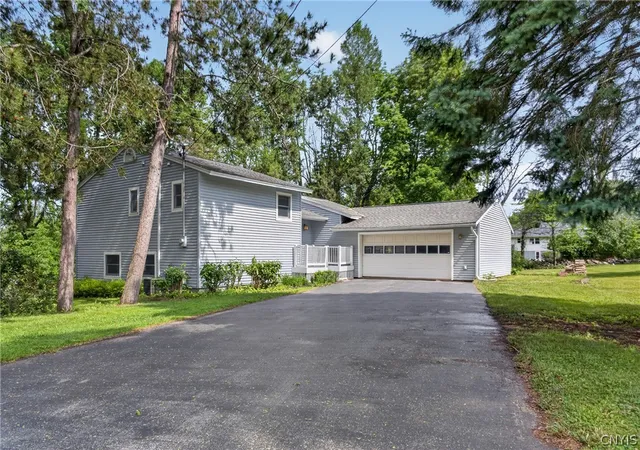 Photo 2 of Sale Pending at 18 Harvest Dr, Oswego, NY 13126 | MLS# S1684886 | Listing updated on 2026-08-24