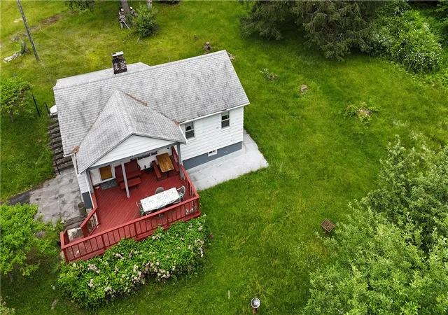 Photo 3 of Single family home for sale at 549 Gavette Rd, Roscoe, NY 12776 | MLS# R1690169 | Listing updated on 2026-08-19