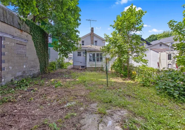 Photo 3 of Single family home for sale at 65 E 7th Street, Oswego, NY 13126 | MLS# S1691932 | Listing updated on 2026-09-07