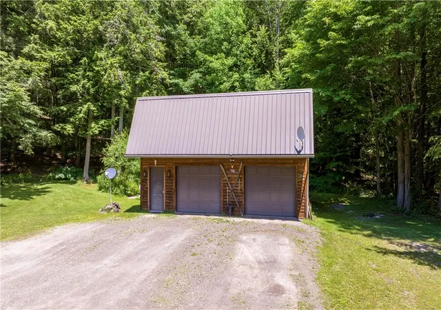 Photo 3 of Single family home for sale at 278 Log Cabin Ln, New Berlin, NY 13843 | MLS# R1691585 | Listing updated on 2026-09-08