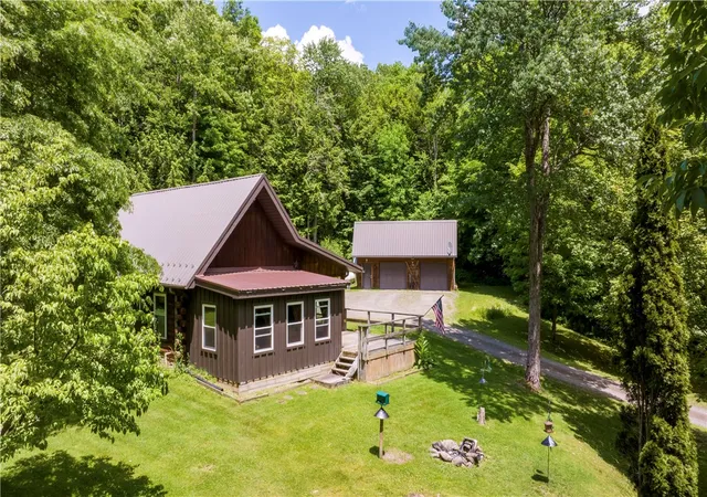 Photo 4 of Single family home for sale at 278 Log Cabin Ln, New Berlin, NY 13843 | MLS# R1691585 | Listing updated on 2026-09-08