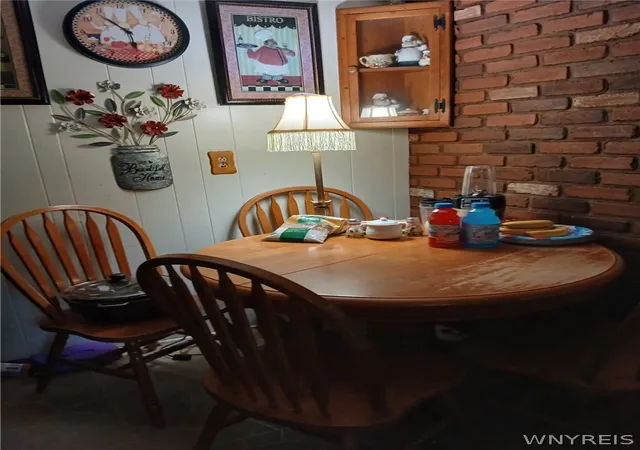 Photo 3 of Single family home for sale at 454 18th Street, Niagara Falls, NY 14303 | MLS# B1692072 | Listing updated on 2026-08-17