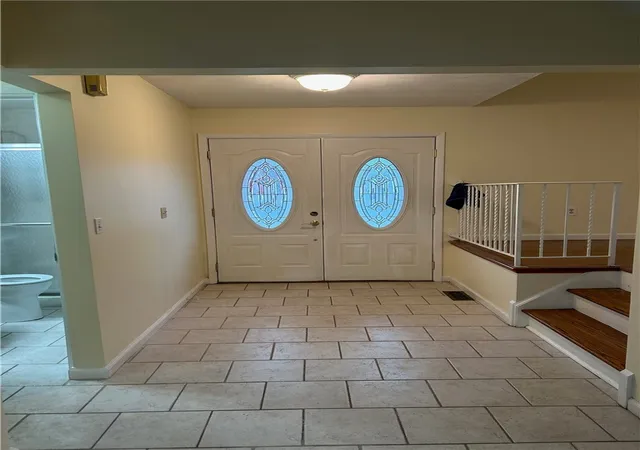 Photo 2 of Sale Pending at 124 Granada Cir, Rochester, NY 14609 | MLS# R1692098 | Listing updated on 2026-08-26