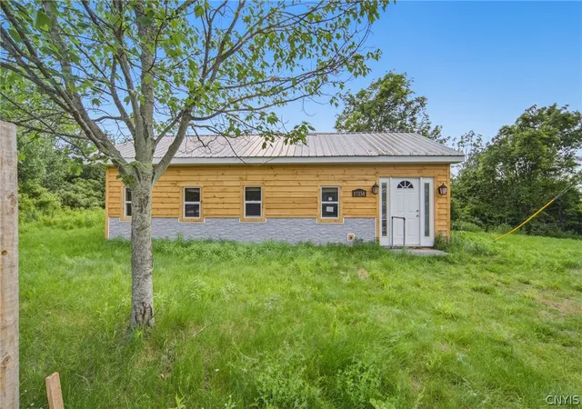Single family home for sale at 17158 Dano Blvd, Clayton, NY 13624 | MLS# S1691755