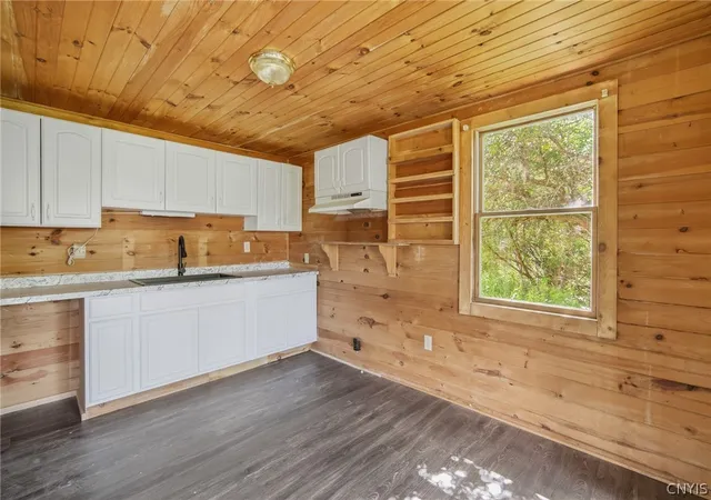 Photo 3 of Single family home for sale at 17158 Dano Blvd, Clayton, NY 13624 | MLS# S1691755 | Listing updated on 2026-09-15