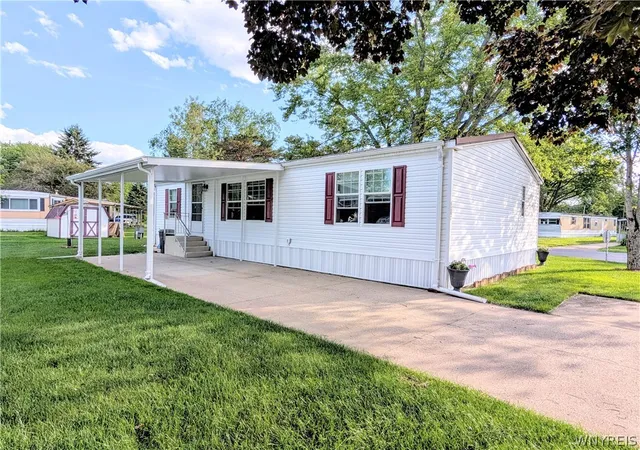 Photo 1 of Manufactured home for sale at 1067 Brookwood Dr, Derby, NY 14047 | MLS# B1692329 | Listing updated on 2026-09-10