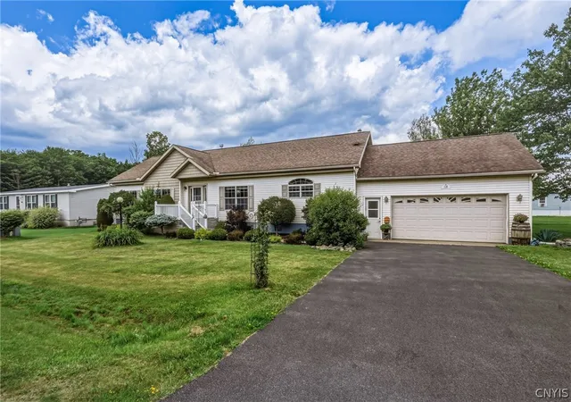 Photo 3 of Sale Pending at 128 Pazdur Blvd S, Rome, NY 13440 | MLS# S1690357 | Listing updated on 2026-08-21