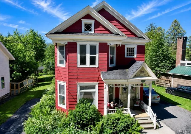Photo 1 of Sale Pending at 2615 Mckinley St, New Woodstock, NY 13122 | MLS# S1691570 | Listing updated on 2026-08-20