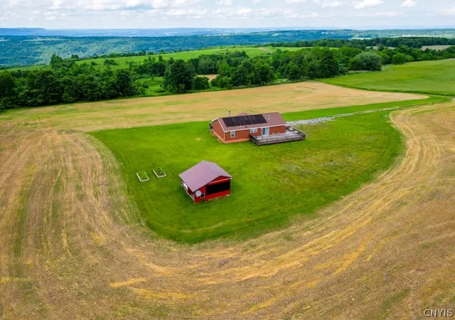 Photo 3 of Sale Pending at 264 Hallenneck Rd, Mohawk, NY 13407 | MLS# S1692512 | Listing updated on 2026-09-04