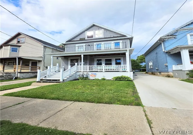 Photo 3 of Sale Pending at 33 Baxter St #2, Buffalo, NY 14207 | MLS# B1692525 | Listing updated on 2026-08-17