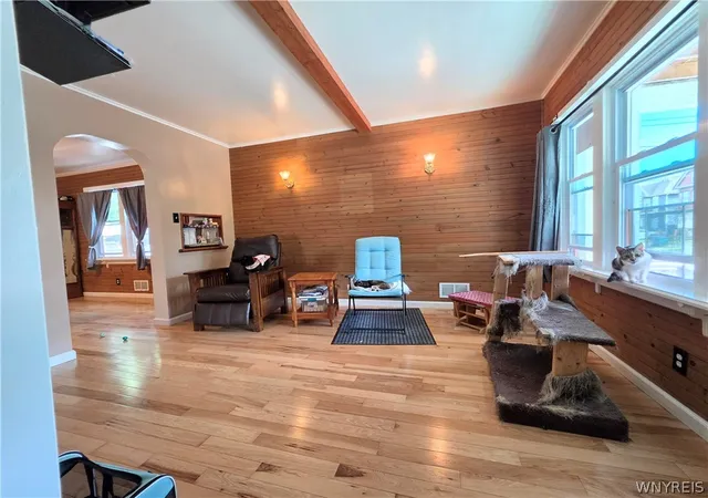 Photo 4 of Sale Pending at 33 Baxter St #2, Buffalo, NY 14207 | MLS# B1692525 | Listing updated on 2026-08-17