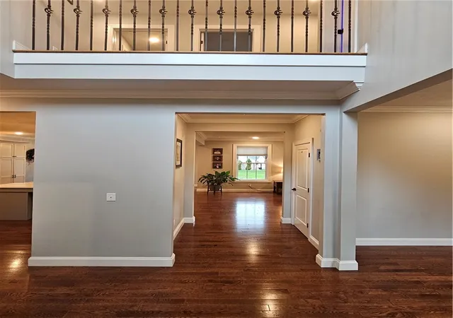 Photo 2 of Single family home for sale at 7 Hunters Run, Horseheads, NY 14845 | MLS# R1692840 | Listing updated on 2026-09-08