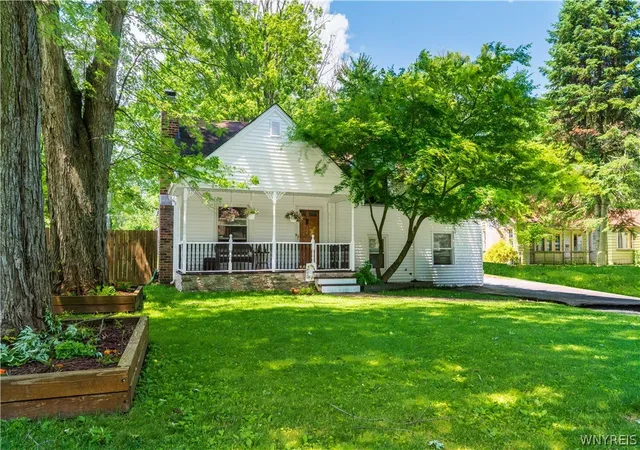 Photo 1 of Sale Pending at 4430 Harris Hl Rd, Buffalo, NY 14221 | MLS# B1692868 | Listing updated on 2026-09-10