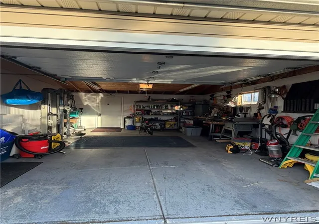 Photo 4 of Sale Pending at 1019 Ridgewood Dr, Lockport, NY 14094 | MLS# B1692568 | Listing updated on 2026-09-09