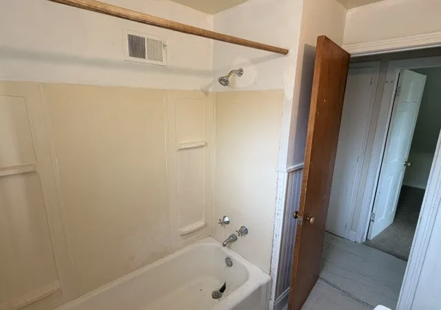 Photo 3 of Sale Pending at 229 Hagen St, Buffalo, NY 14215 | MLS# R1692889 | Listing updated on 2026-08-11