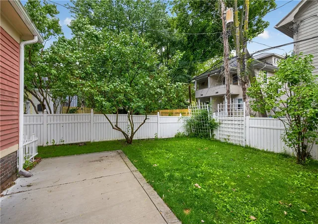 Photo 4 of Sale Pending at 267 Brunswick St, Rochester, NY 14607 | MLS# R1689179 | Listing updated on 2026-08-24