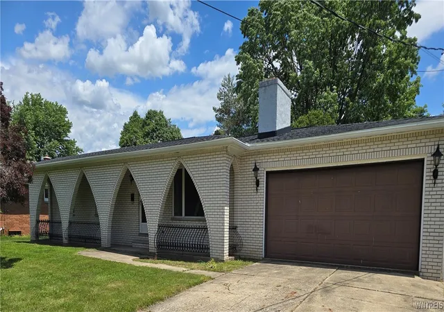 Photo 1 of Sale Pending at 120 Autumnvale, Lockport, NY 14094 | MLS# B1692835 | Listing updated on 2026-08-31