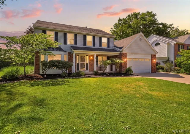 Photo 3 of Sale Pending at 8 Sable Run, East Amherst, NY 14051 | MLS# B1692749 | Listing updated on 2026-08-17
