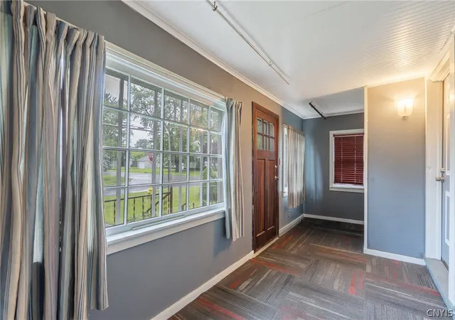 Photo 4 of Sale Pending at 401 Richfield Blvd, Syracuse, NY 13211 | MLS# S1692672 | Listing updated on 2026-08-23